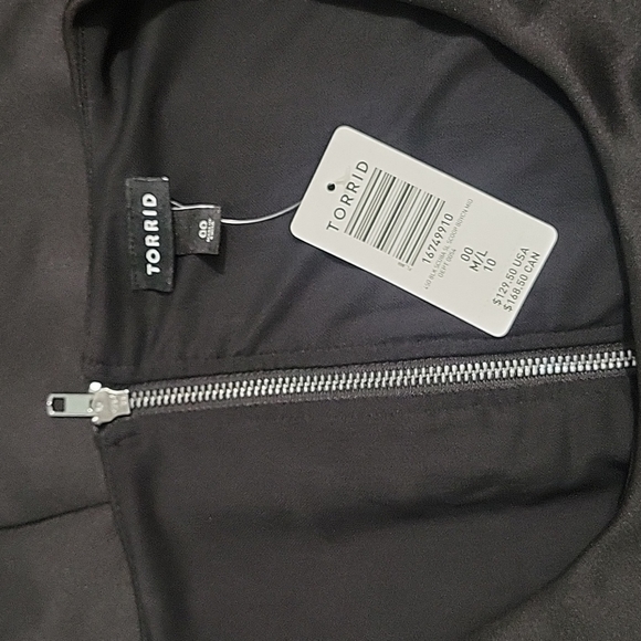 Torrid Built-in Contouring Scuba Dress - Picture 10 of 10